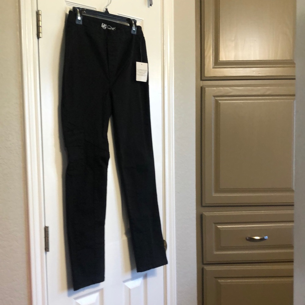 NWT DG2 black cargo pants